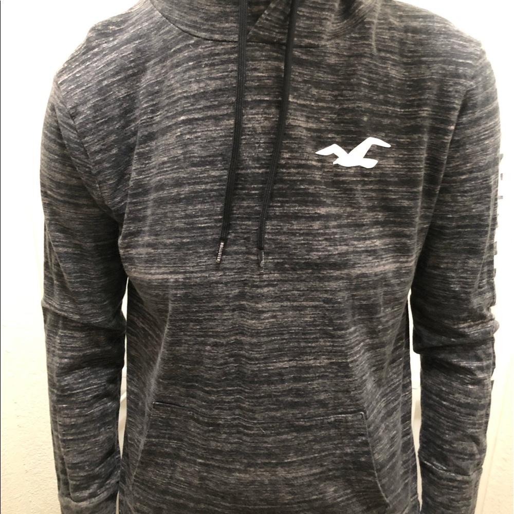 Long sleeve hooded shirt
